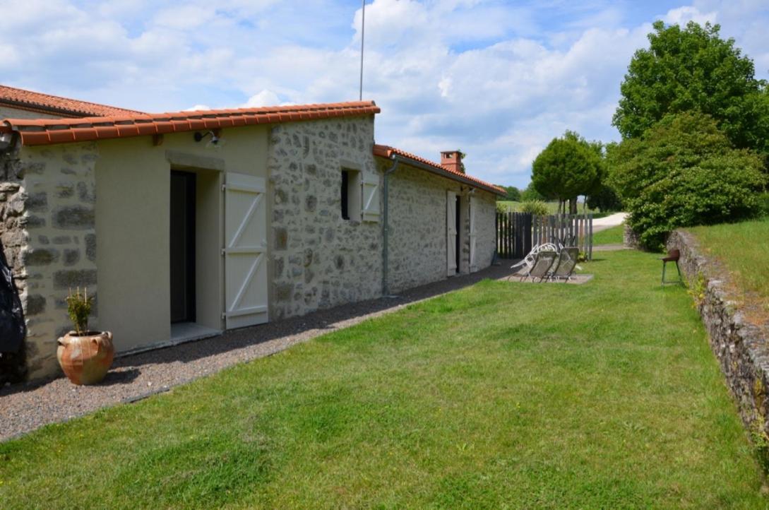 La Remise 4 Etoiles Villa Saint-Hilaire-de-Mortagne Exteriör bild